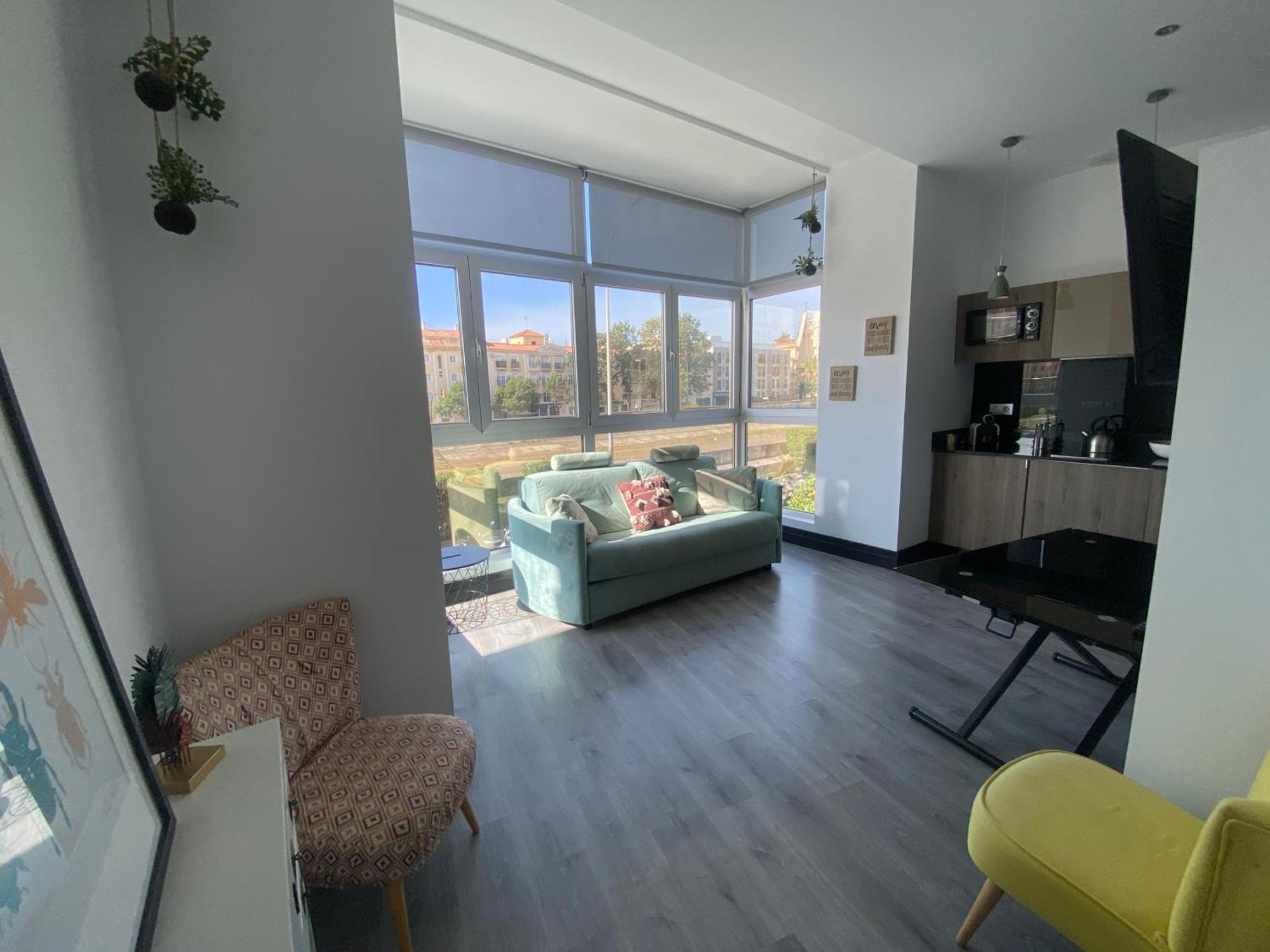 Stay U-Nique Apartments Rosaleda Malaga Luaran gambar