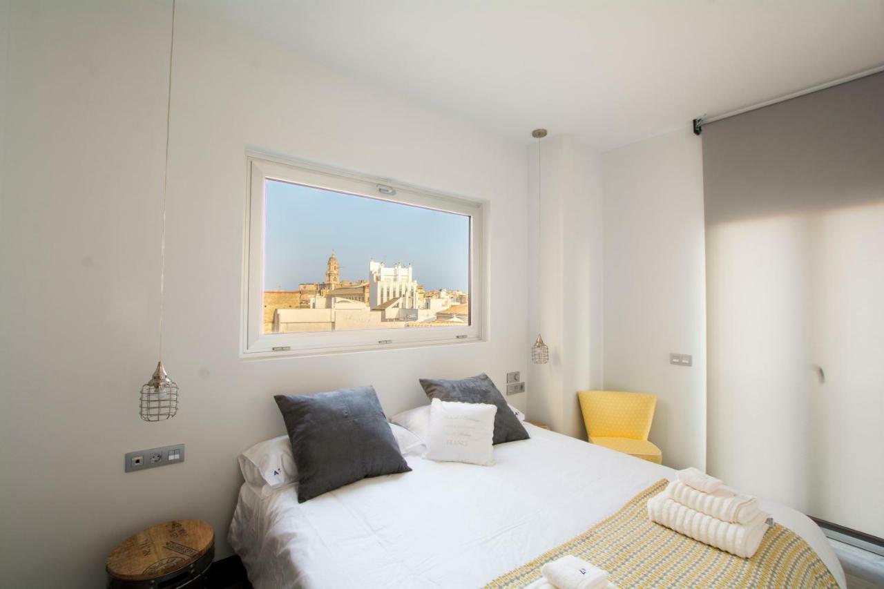 Apartamentos Avenue Rooms Malaga Luaran gambar